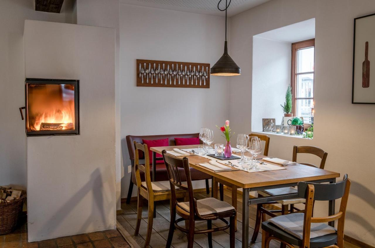 Gasthaus Unterwirt Fridolfing エクステリア 写真